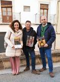 AAM_raúl galvez con borja rodriguez y señora, frente a la cas de Hinojosa y Naveros  2 FOTO A ARENAS