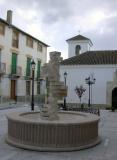 Plaza de la iglesia, con la fuente dedicada a las comunidades autónomas
11/04/2004
FOTO: ANTONIO ARENAS