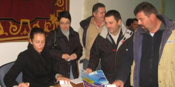 2010-compra-en-alhama-presentacion