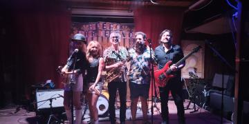 2025-amazona-rock