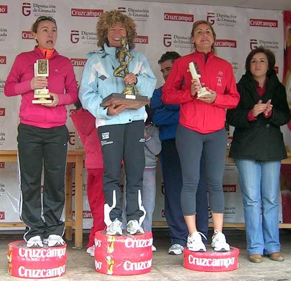  Ana Medina (Ciudad de Granada) consiguió hacerse con la primera plaza de la clasificación general femenina 