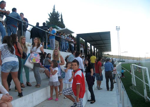  El ambiente en el municipal de la Joya 