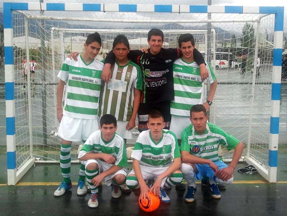  Equipo cadete de fútbol sala de Alhama, clasificado para cuartos de final 