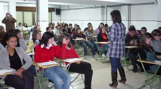  Charla en el instituto 