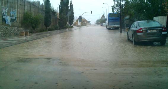 Salida por carretera de Loja frente al instituto de Alhama