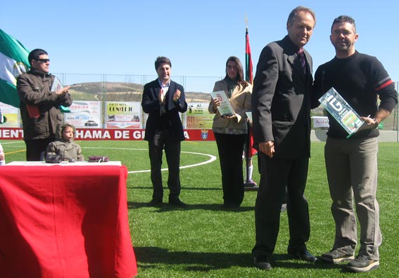  28F 2011 - Antonio Mateo, por sus veinte años al frente de su actividad deportiva y como maestro de muchos 