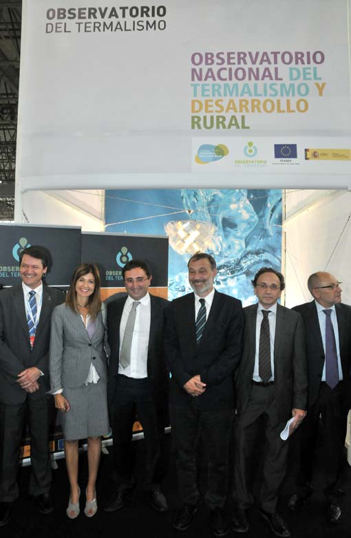  Arnó, Pardo, Marnotes, Varela, Balbé y Rodríguez, (de izqu. a dcha), ante el stand del Observatorio del Termalismo 