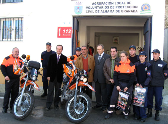  Una foto con los voluntarios para dejar un recuerdo de la visita 